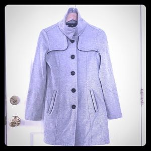 Xs grey girls coat.